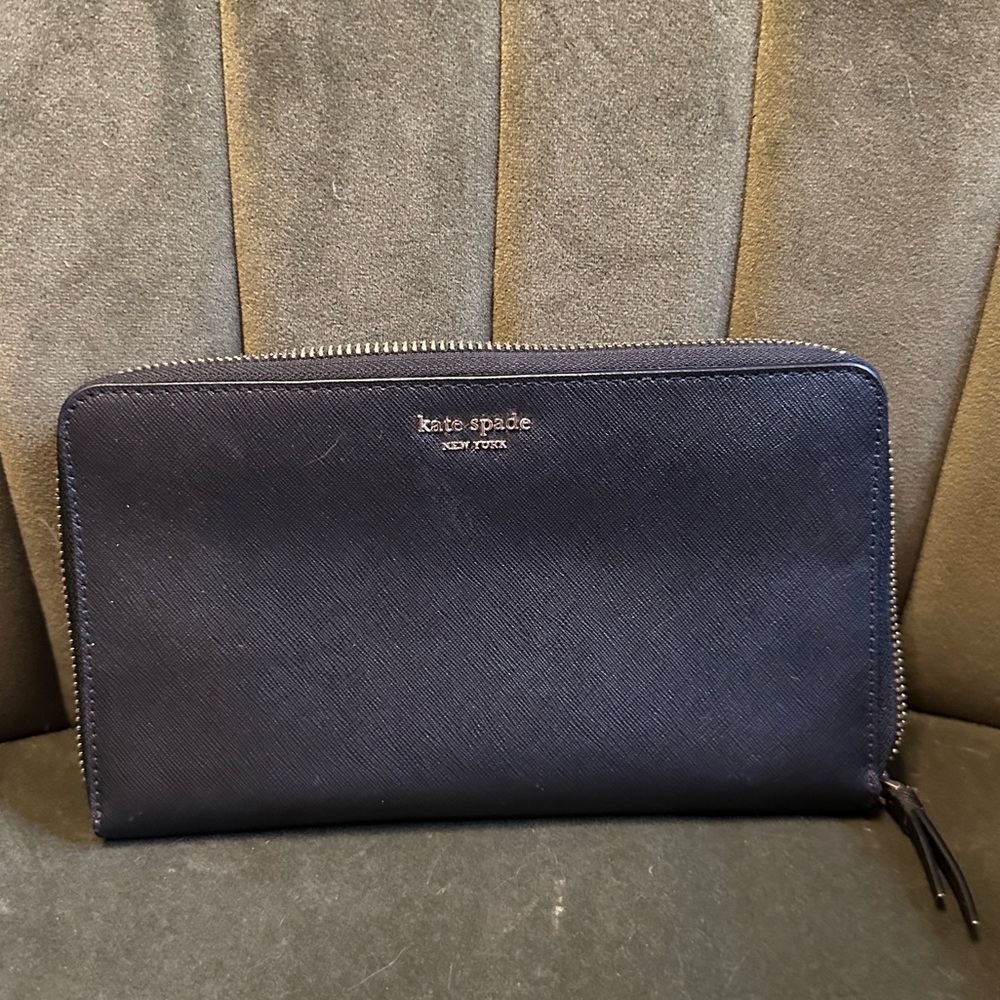 Kate Spade Large Continental Zip Around Wallet